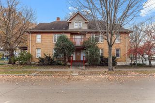 2827 Bryant Avenue N 4, Minneapolis, MN 55411