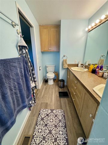 15625 11th Avenue NE, Arlington, WA 98223