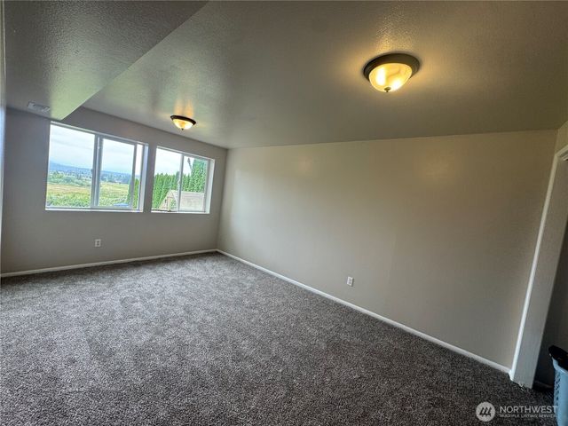 15625 11th Avenue NE, Arlington, WA 98223