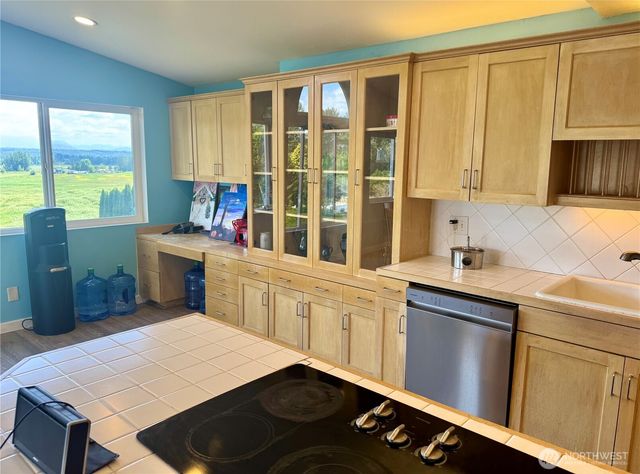 15625 11th Avenue NE, Arlington, WA 98223