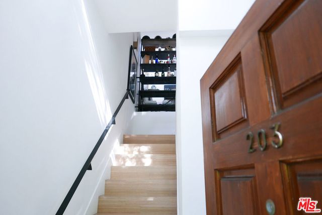 4355 VENTURA CANYON Avenue 203, Sherman Oaks, CA 91423