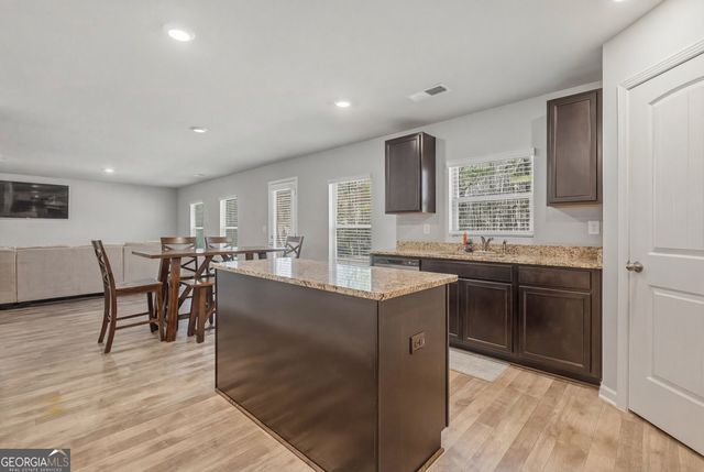 358 Daffodil Drive, Temple, GA 30179