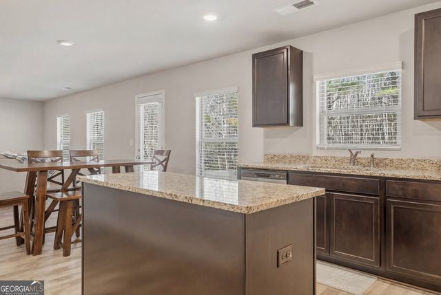 358 Daffodil Drive, Temple, GA 30179