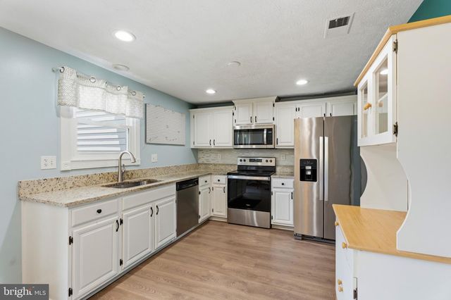 6248 BLUE DART PL, Columbia, MD 21045