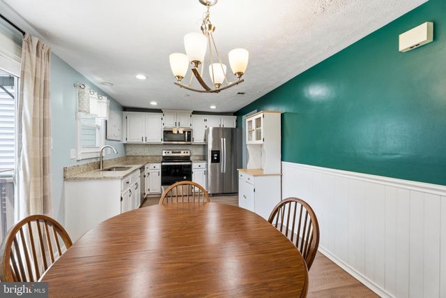 6248 BLUE DART PL, Columbia, MD 21045