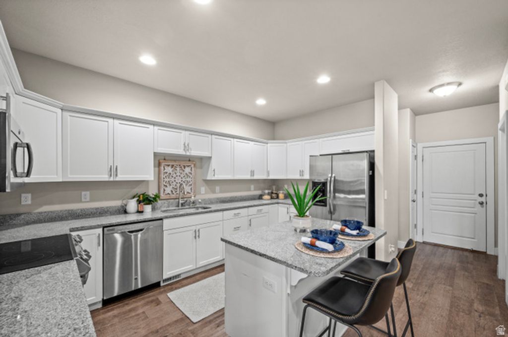 1423 S MOUNTAIN VIEW CT, Woods Cross, UT 84087 — photo 4