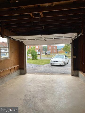 4 MOUNTAIN VIEW PL, Thurmont, MD 21788