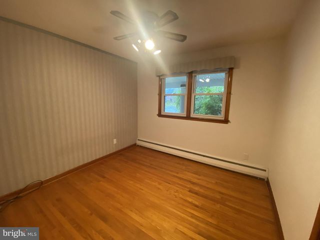 4 MOUNTAIN VIEW PL, Thurmont, MD 21788