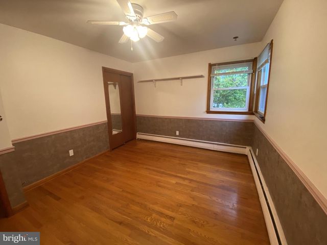 4 MOUNTAIN VIEW PL, Thurmont, MD 21788