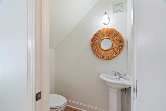 7469 GERMANTOWN SQ S, Germantown, TN 38138