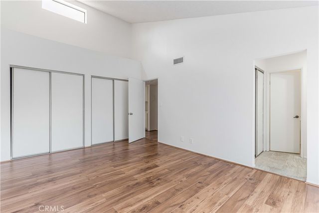 6746 Encino Avenue 2, Lake Balboa, CA 91406