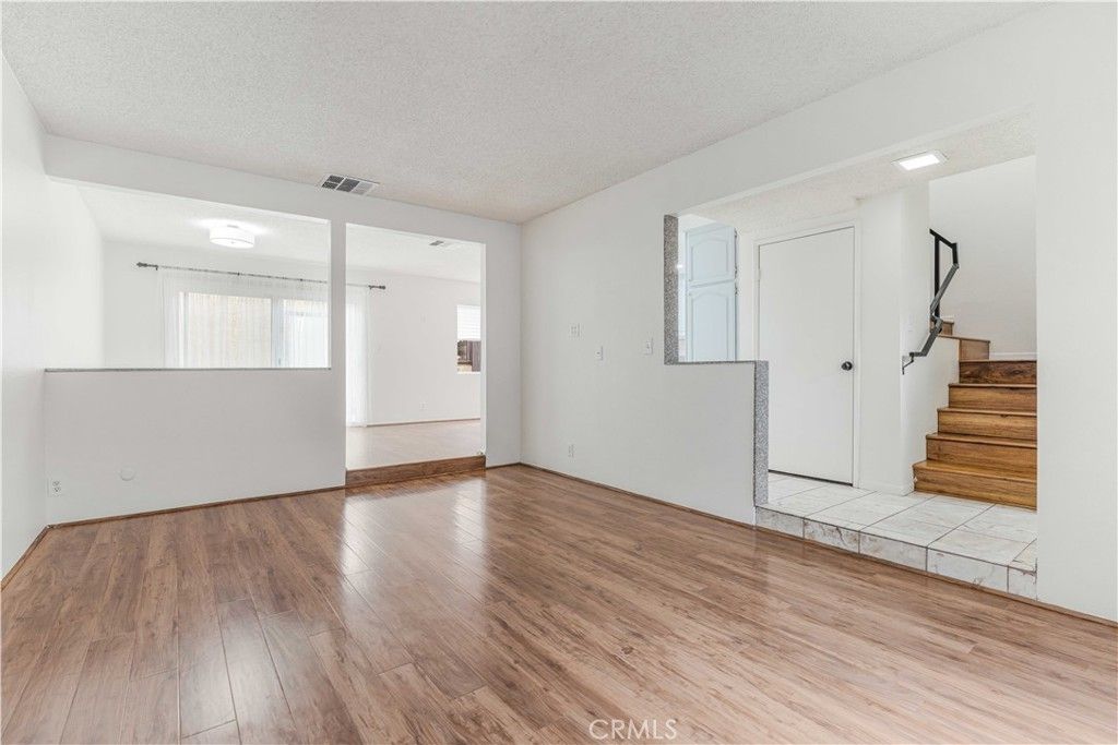 6746 Encino Avenue 2, Lake Balboa, CA 91406 — photo 4