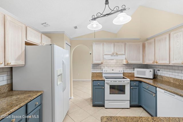 2215 Fallon Boulevard NE, Palm Bay, FL 32907