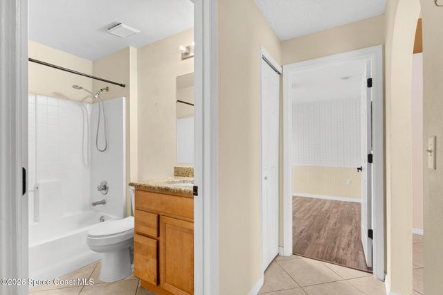 2215 Fallon Boulevard NE, Palm Bay, FL 32907