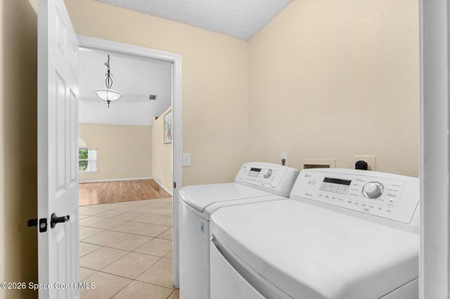 2215 Fallon Boulevard NE, Palm Bay, FL 32907