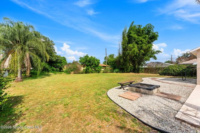 2215 Fallon Boulevard NE, Palm Bay, FL 32907