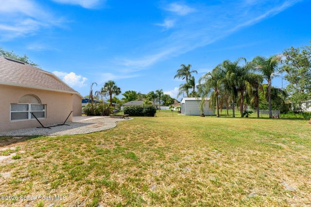 2215 Fallon Boulevard NE, Palm Bay, FL 32907
