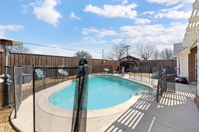 6416 Rosebud Drive, Rowlett, TX 75089