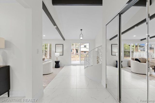 20204 Beechaven Street, Southfield, MI 48076