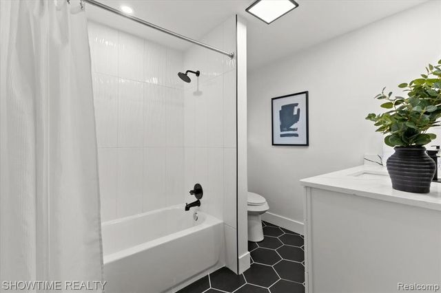 20204 Beechaven Street, Southfield, MI 48076