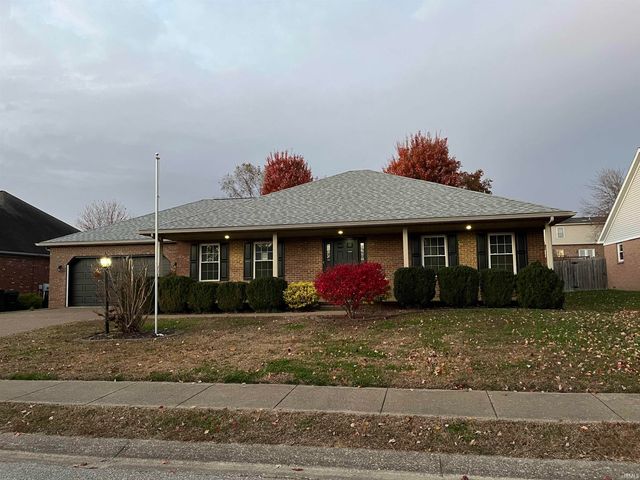3310 Keystone Hills Drive, Evansville, IN 47711