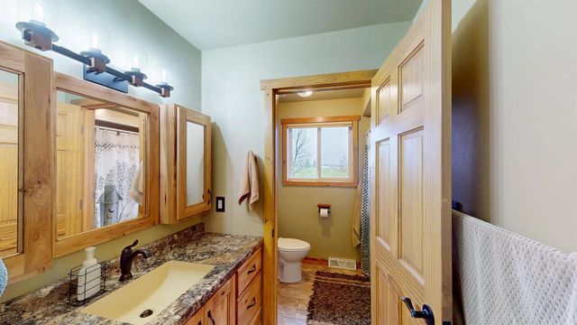N5050 HIGHLAND DRIVE, Medford, WI 54451