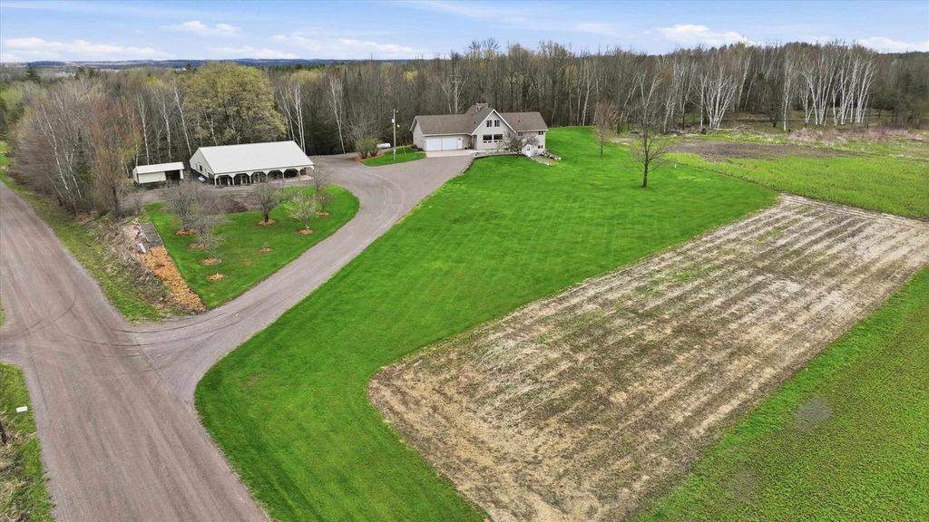 N5050 HIGHLAND DRIVE, Medford, WI 54451