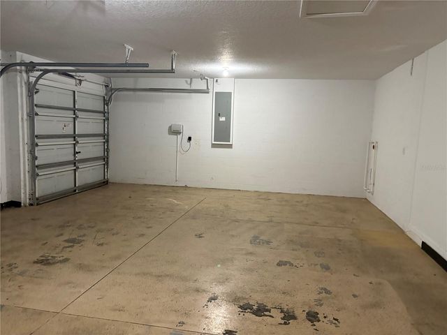 2830 PANKAW LANE, Valrico, FL 33596