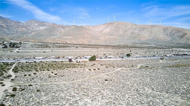 5 Pearl Harbor Memorial Highway, Whitewater, CA 92282