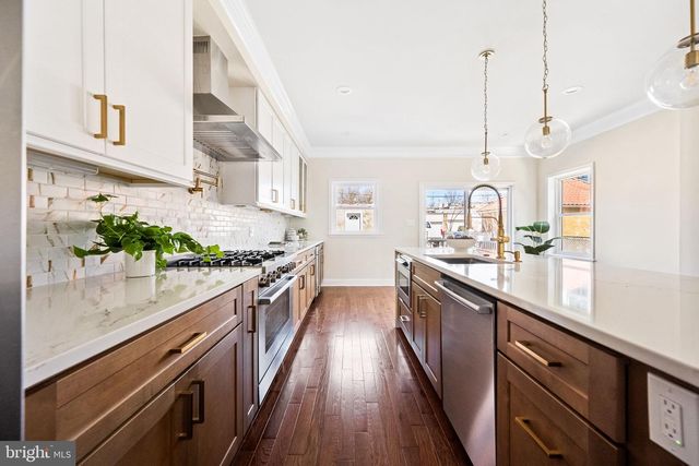 1117 FERN STREET, Washington, DC 20012