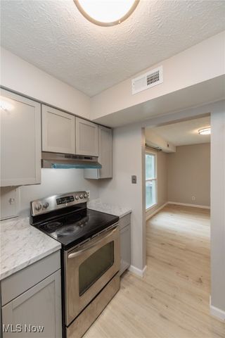 1625 Cedarwood Drive 218, Westlake, OH 44145