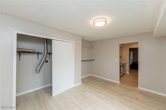 1625 Cedarwood Drive 218, Westlake, OH 44145