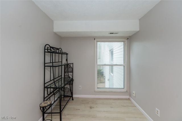 1625 Cedarwood Drive 218, Westlake, OH 44145