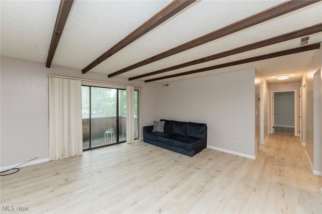 1625 Cedarwood Drive 218, Westlake, OH 44145