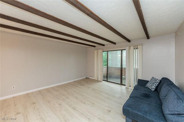 1625 Cedarwood Drive 218, Westlake, OH 44145