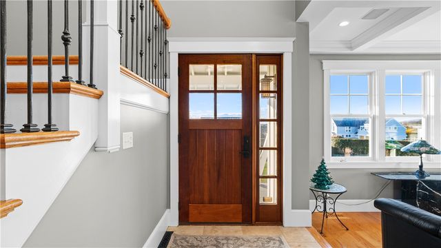 3 Doris Terrace, Newport, RI 02840