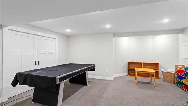 3 Doris Terrace, Newport, RI 02840