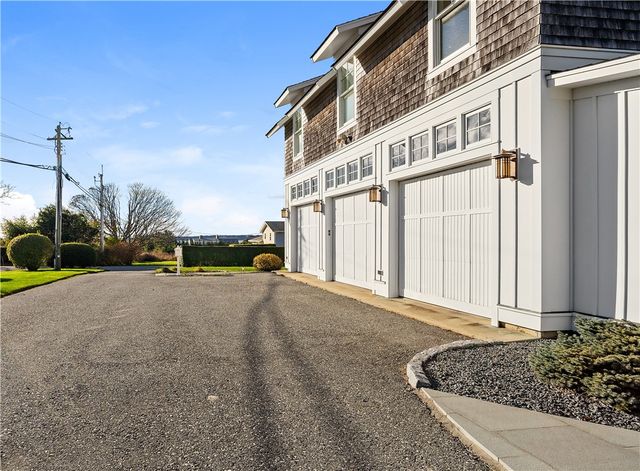 3 Doris Terrace, Newport, RI 02840
