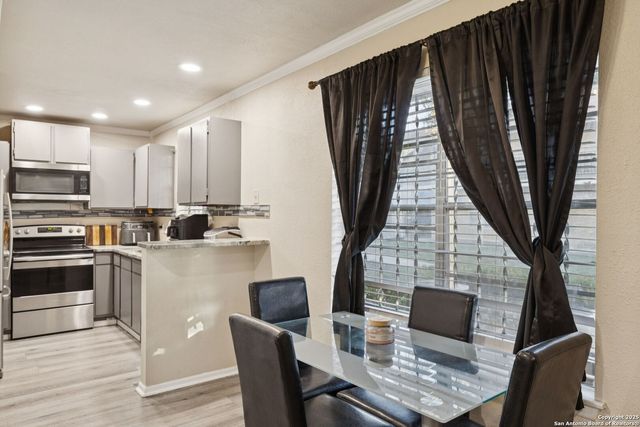 923 Vance Jackson Rd Apt 1507, San Antonio, TX 78201