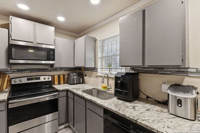 923 Vance Jackson Rd Apt 1507, San Antonio, TX 78201