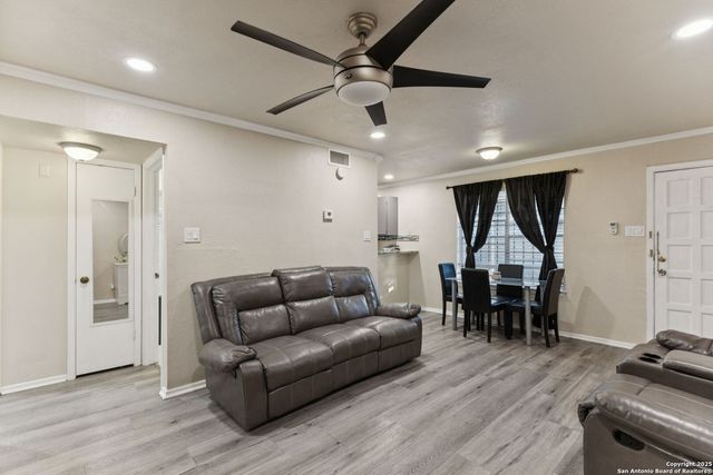 923 Vance Jackson Rd Apt 1507, San Antonio, TX 78201