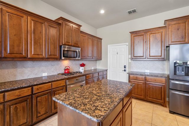 3048 Softwood Circle, Fort Worth, TX 76244