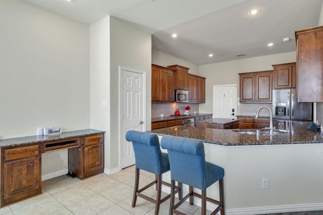 3048 Softwood Circle, Fort Worth, TX 76244