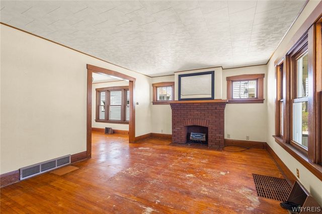 5 Woodrow Road, Batavia City, NY 14020