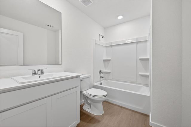 2051 Stable Lane, Aubrey, TX 76227