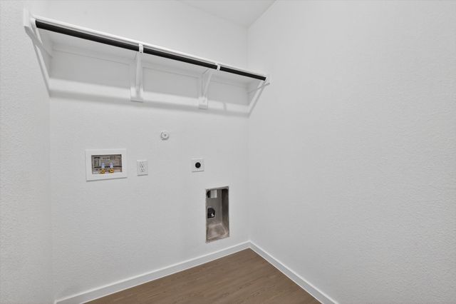 2051 Stable Lane, Aubrey, TX 76227