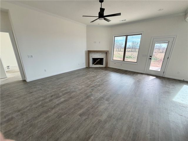 1909 Farmer Street, Pea Ridge, AR 72751