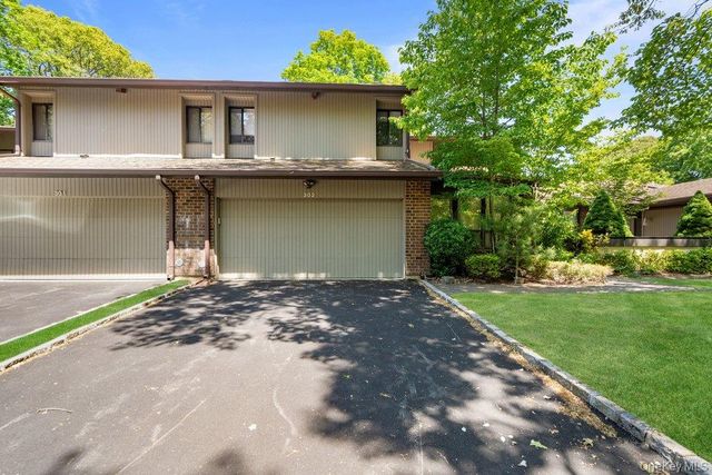 302 Vista Drive, Jericho, NY 11753