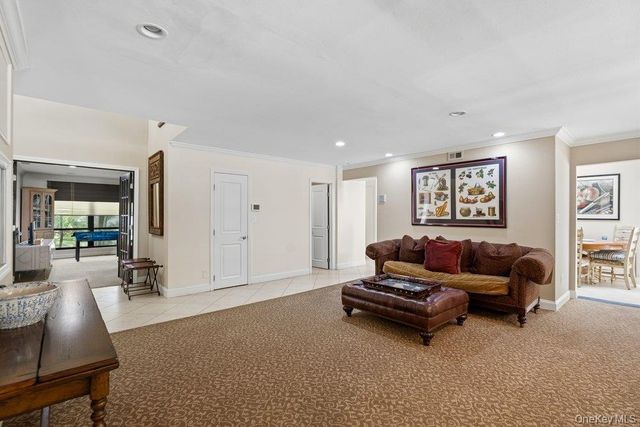 302 Vista Drive, Jericho, NY 11753