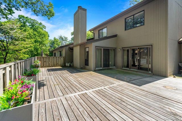 302 Vista Drive, Jericho, NY 11753
